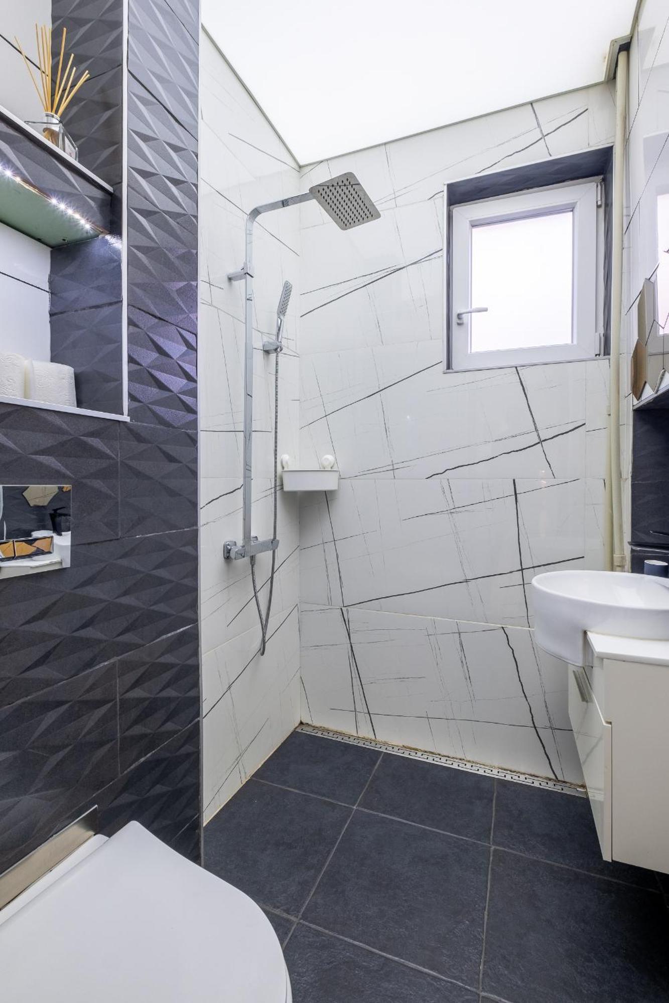 Modern , Spacious 2Br Apartment In Top Center Sofia Exterior photo
